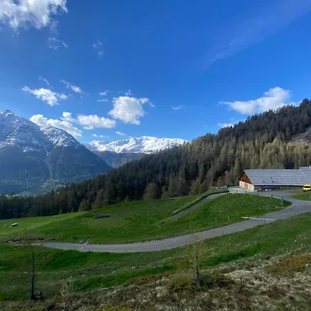 Alp Es-cha Dadour 3* Madulain