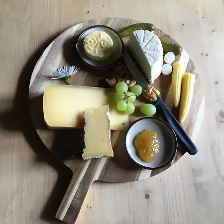 Bed & Breakfast Alp Es-cha Dadour 3*