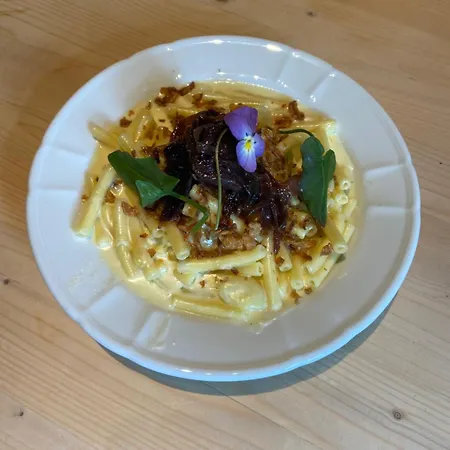 Alp Es-cha Dadour Bed & Breakfast Madulain